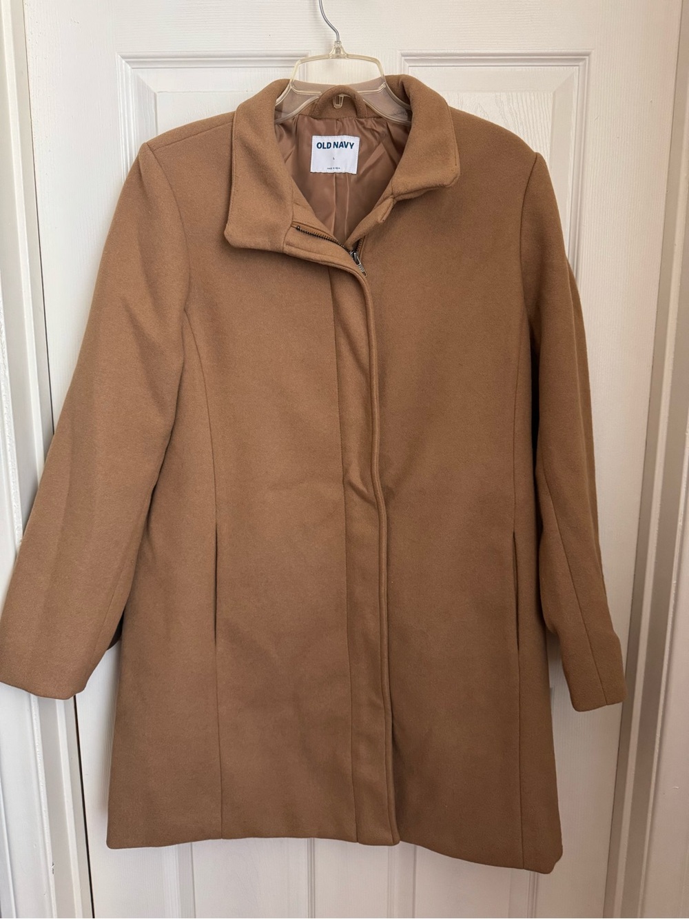 Old Navy Women's Lady Coat Funnel
Acacia Tan Trench Overcoat - Size L. - Picture 2 of 11